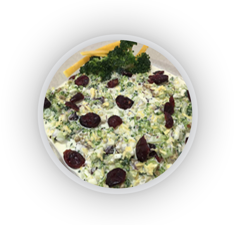 Salata sa brokolijem i brusnicom